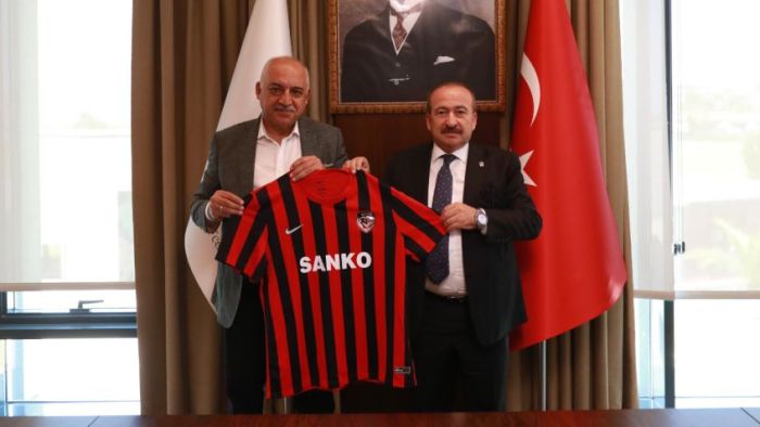 Gaziantep FK'dan Büyükekşi'ye tam destek
